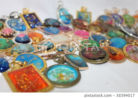 Resin accessories Resin accessories 38394017