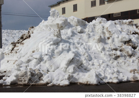 Snow photo 11 38398827