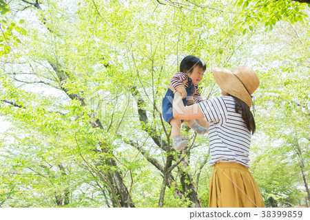 Parent and child Parent and child 38399859