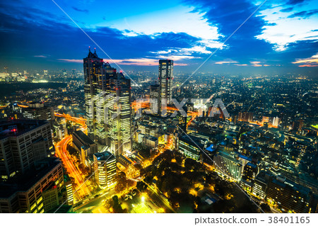 city skyline in Shinjuku, Tokyo, Japan 38401165