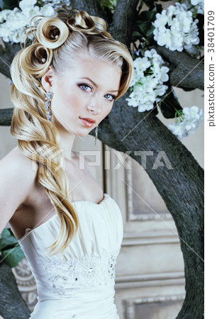 beauty young bride alone in luxury vintage 38401709