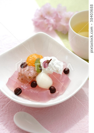 Sakura White Ball Anmitsu 38403688