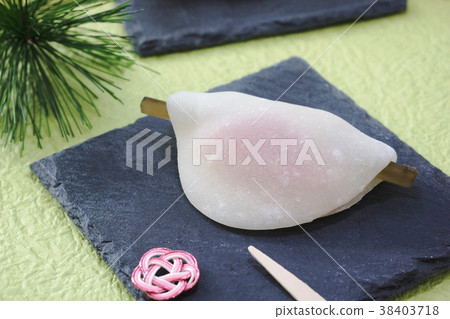 Petal Mochi 38403718