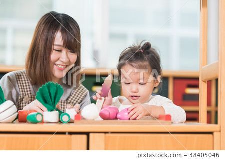 Childcare image Childcare image 38405046