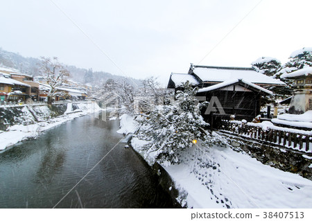 Miyagawa river cover with snow  38407513
