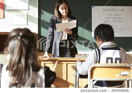 考試考場 38409686