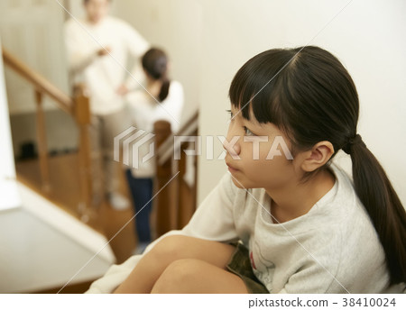 已婚的葡萄藤和兒童 已婚的葡萄藤和兒童 38410024