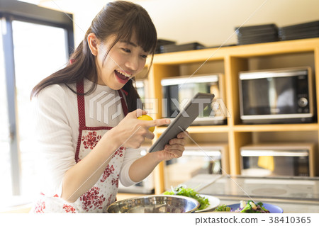 女人做飯 女人做飯 38410365