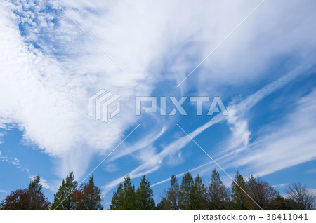 Blue sky and clouds Blue sky and clouds 38411041