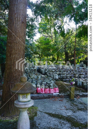 Kokukokuji grounds Jizo statue Yura-cho, Hidaka-gun, Wakayama 38413218