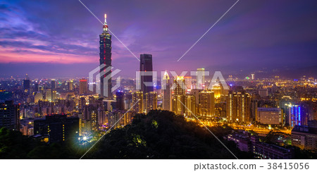 Night view of Taipei Night view of Taipei 38415056
