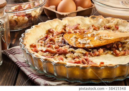 Making stuffing while preparing a quiche Making stuffing while preparing a quiche 38415348