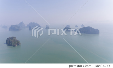Aerial view of island 38416243