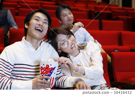男人和女人看電影 38416432