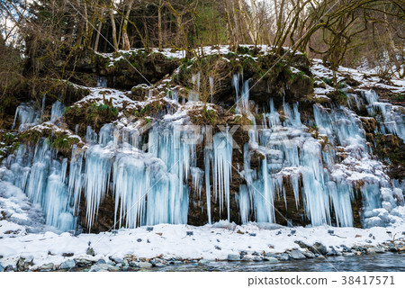 Ice pillar of thirty hammers Mikazuki no Ochakari (Otaki, Chichibu city Saitama prefecture) February 2018 38417571