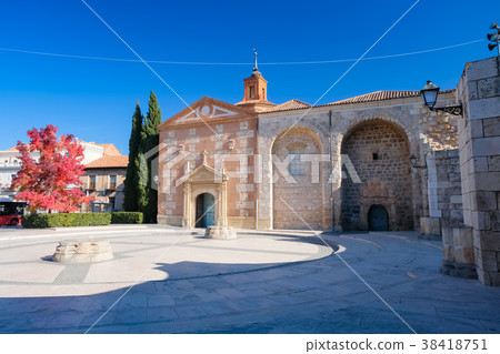 Alcala de Henares Basilica of the Eudor Capilla del Oidor Alcala de Henares Basilica of the Eudor Capilla del Oidor 38418751