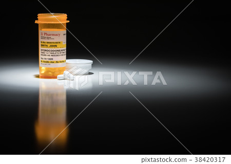 Hydrocodone Prescription Bottle Non Proprietary  38420317