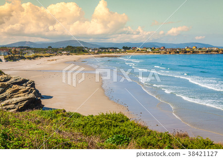 Playa de las Catedrales - Beautiful beach 38421127