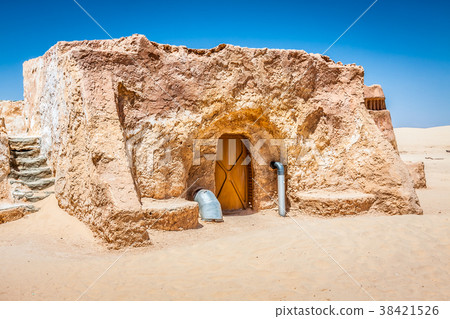 Buildings in Ong Jemel, Tunisia. Ong Jemel Buildings in Ong Jemel, Tunisia. Ong Jemel 38421526
