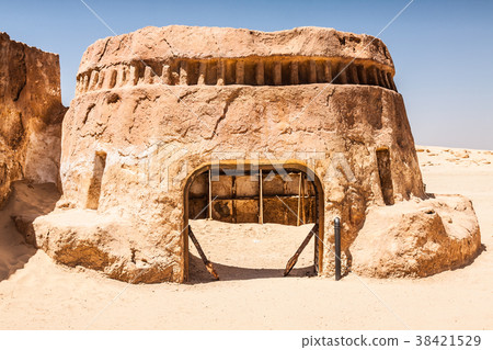 Buildings in Ong Jemel, Tunisia. Ong Jemel Buildings in Ong Jemel, Tunisia. Ong Jemel 38421529