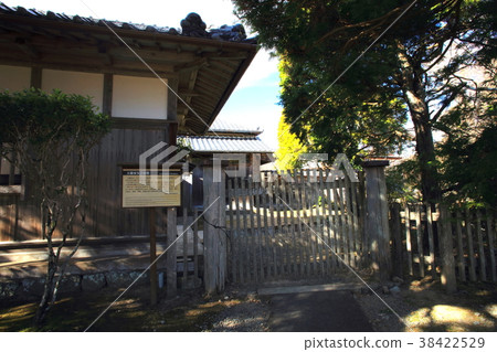 Aki Castle ruins in Aki City Doi Akachu, Goto family Akiyashiki "Important Traditional Building Group Conservation Area" 38422529