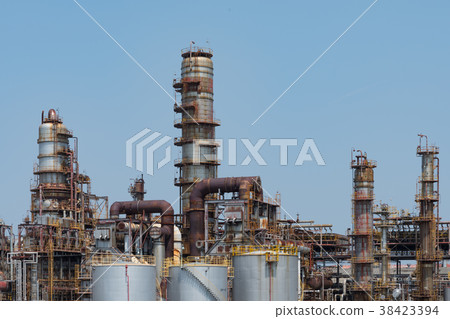 Refinery Yokkaichi 38423394
