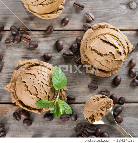 Top view coffee ice cream 38424155