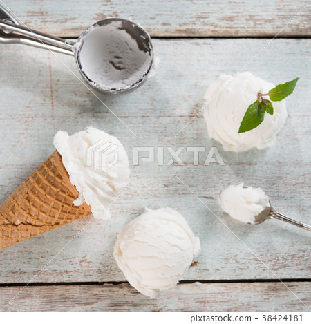 Milk ice cream wafer cone top view 38424181