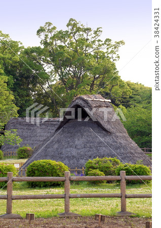 Azuka廢墟房子 38424331