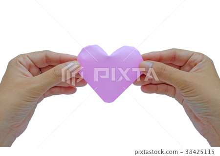 Hand holding pink heart paper origami Hand holding pink heart paper origami 38425115