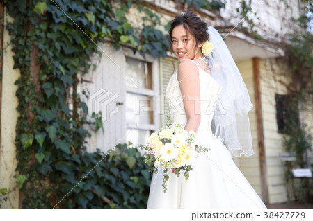 可愛的新娘 可愛的新娘 38427729