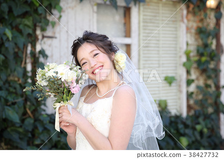 可愛的新娘 可愛的新娘 38427732