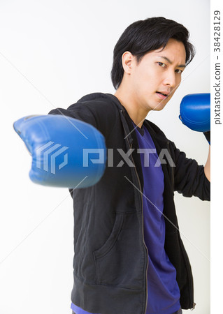 年輕人（拳擊） 38428129