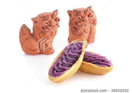 Shisa and Tart Okinawa 38428202