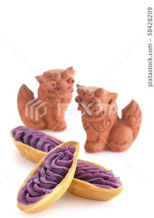 Shisa and Tart Okinawa 38428209