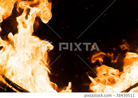 Beautiful languages of the flame, in darkness 38430511