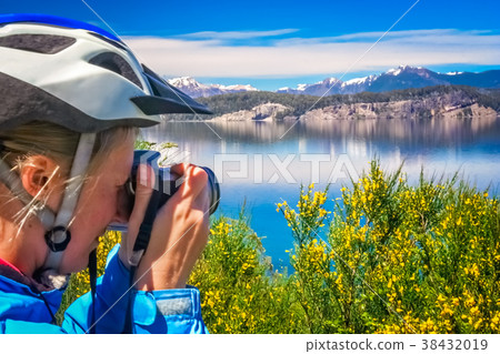 Taking pictures of amazing landscape 38432019