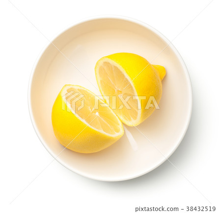 Lemon in Bowl Isolated on White Background 38432519
