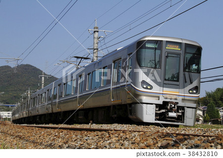 225系列Tangata Rapid 38432810