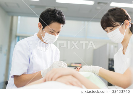 Dental medical image 38433740