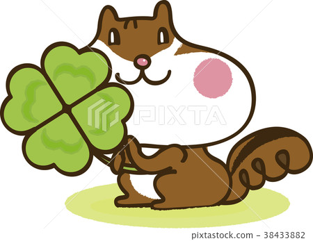 Squirrel with four-leaf clover 38433882