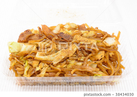 Delicious fried soba 38434030