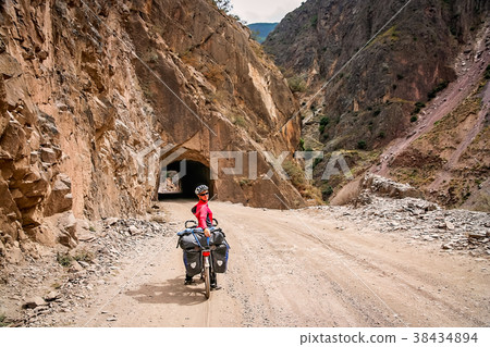 Cycle touring through Yunnan in China 38434894