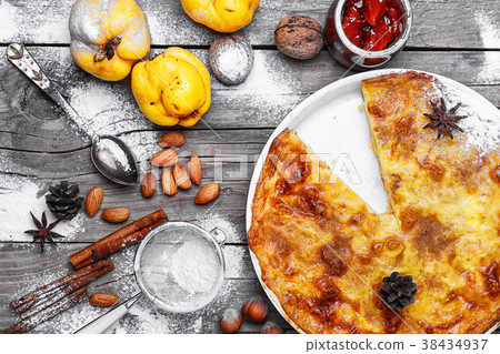 Homemade cake in a rustic style Homemade cake in a rustic style 38434937