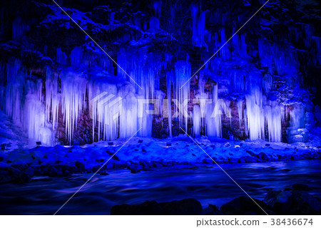 Ice pillar of thirty hammer Mikazuki no Oclite Light Up Night view (Chichibu city, Saitama Prefecture) February 2018 Ice pillar of thirty hammer Mikazuki no Oclite Light Up Night view (Chichibu city, Saitama Prefecture) February 2018 38436674