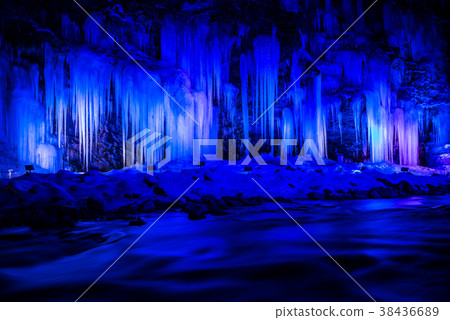 Ice pillar of thirty hammer Mikazuki no Oclite Light Up Night view (Chichibu city, Saitama Prefecture) February 2018 38436689
