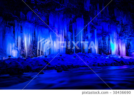 Ice pillar of thirty hammer Mikazuki no Oclite Light Up Night view (Chichibu city, Saitama Prefecture) February 2018 38436690