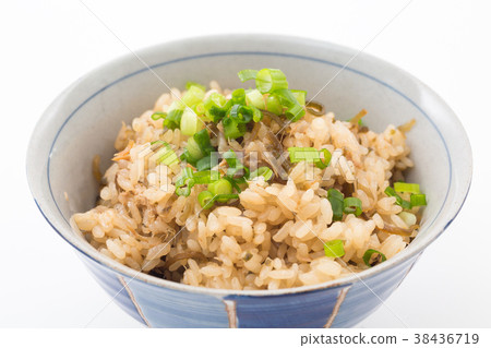 Salted kelp cooked rice 38436719