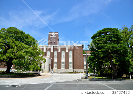 京都大學京都大學吉田校區京都大學百年鐘樓紀念館 38437433