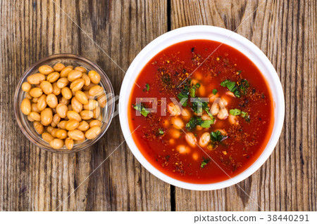 Canned white beans in tomato sauce. Spicy food 38440291